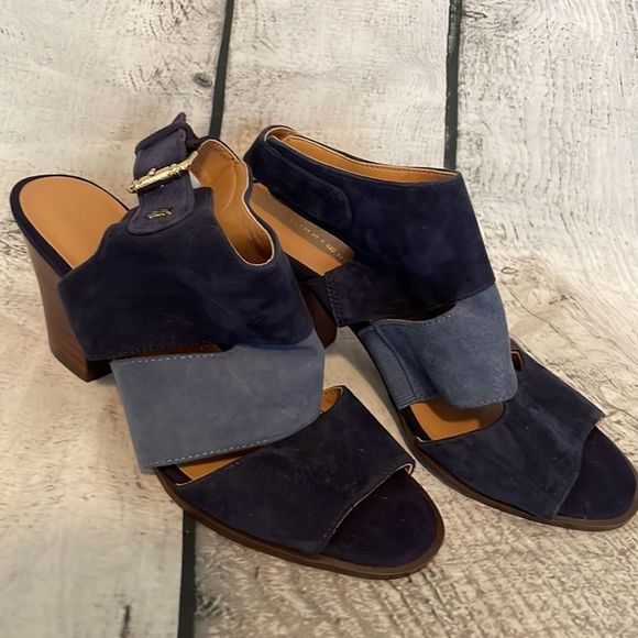 Tommy Hilfiger Navy and Light Blue Heels - Picture 2 of 5